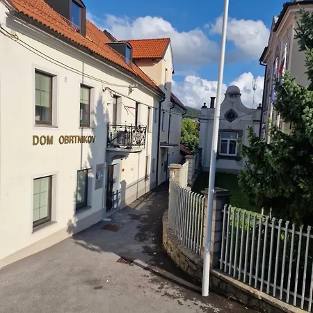 Homestay Sobe Antica Dolina *